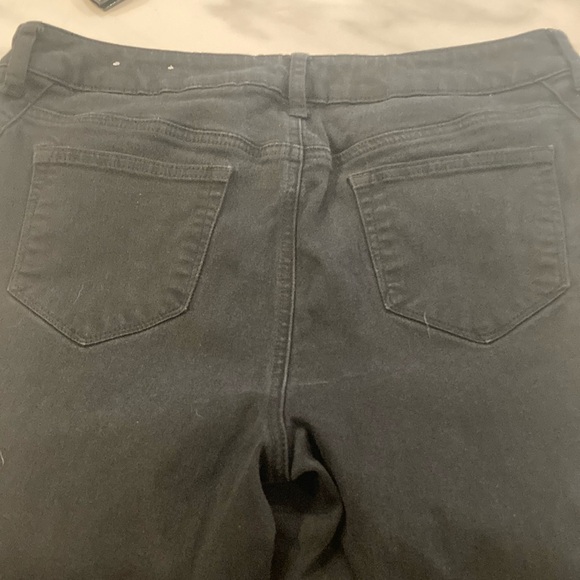 Chico's Black Straight Leg Jeans Classic Style - Picture 6 of 6